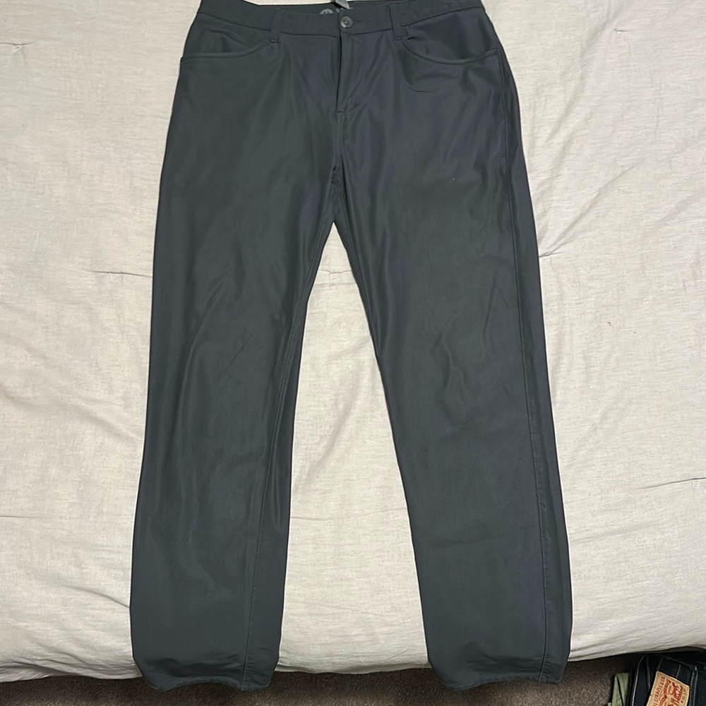 Vuori Meta Pant (Gray)